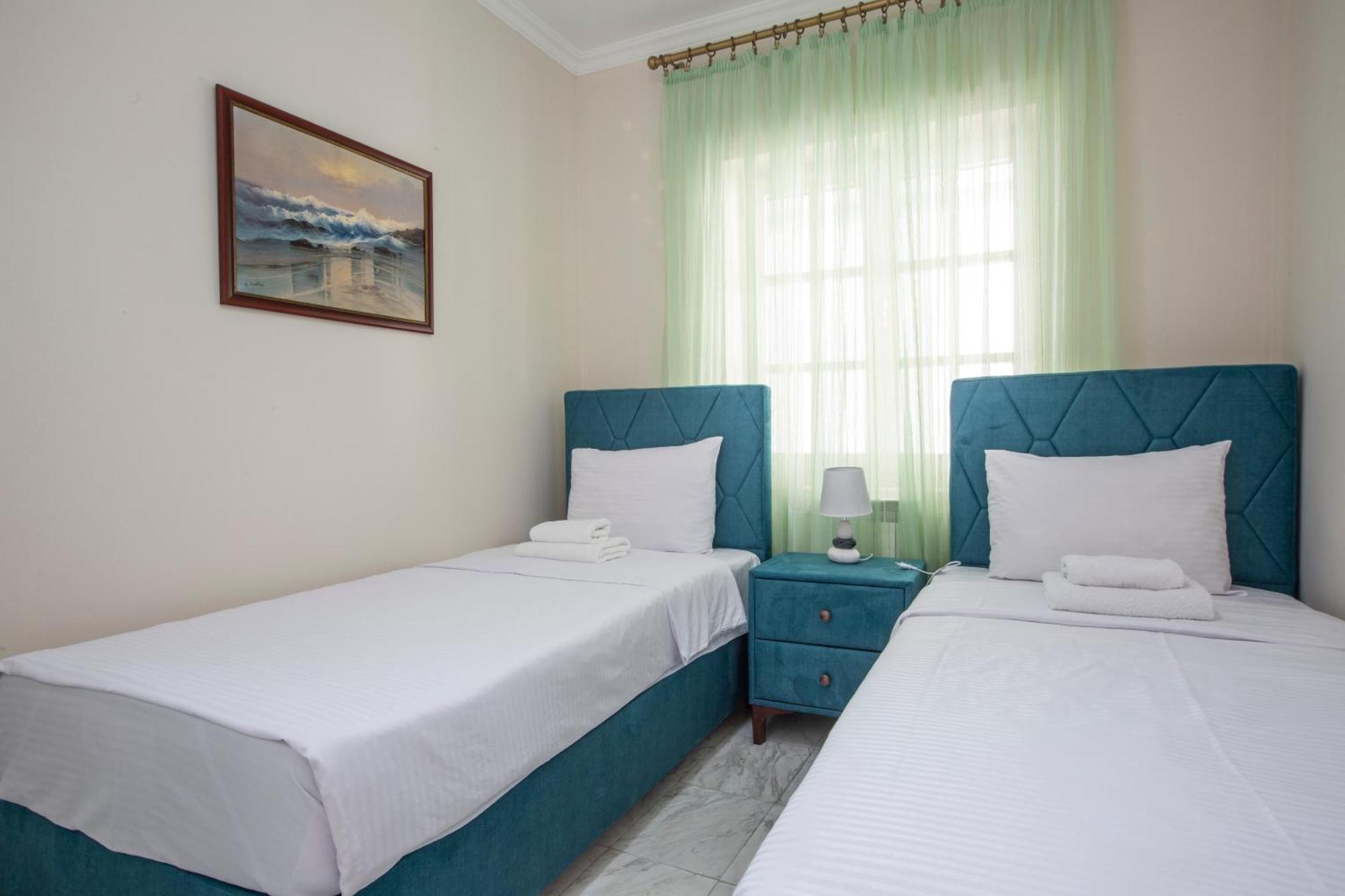 Montesan Luxury Apartment Beach Front Свети-Стефан Экстерьер фото