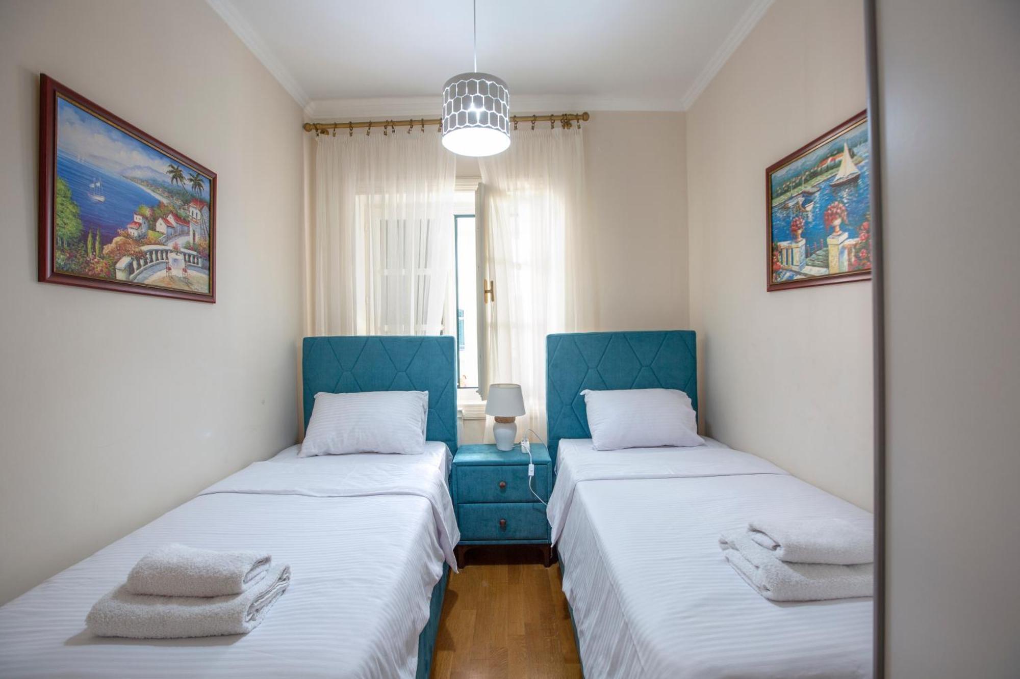 Montesan Luxury Apartment Beach Front Свети-Стефан Экстерьер фото