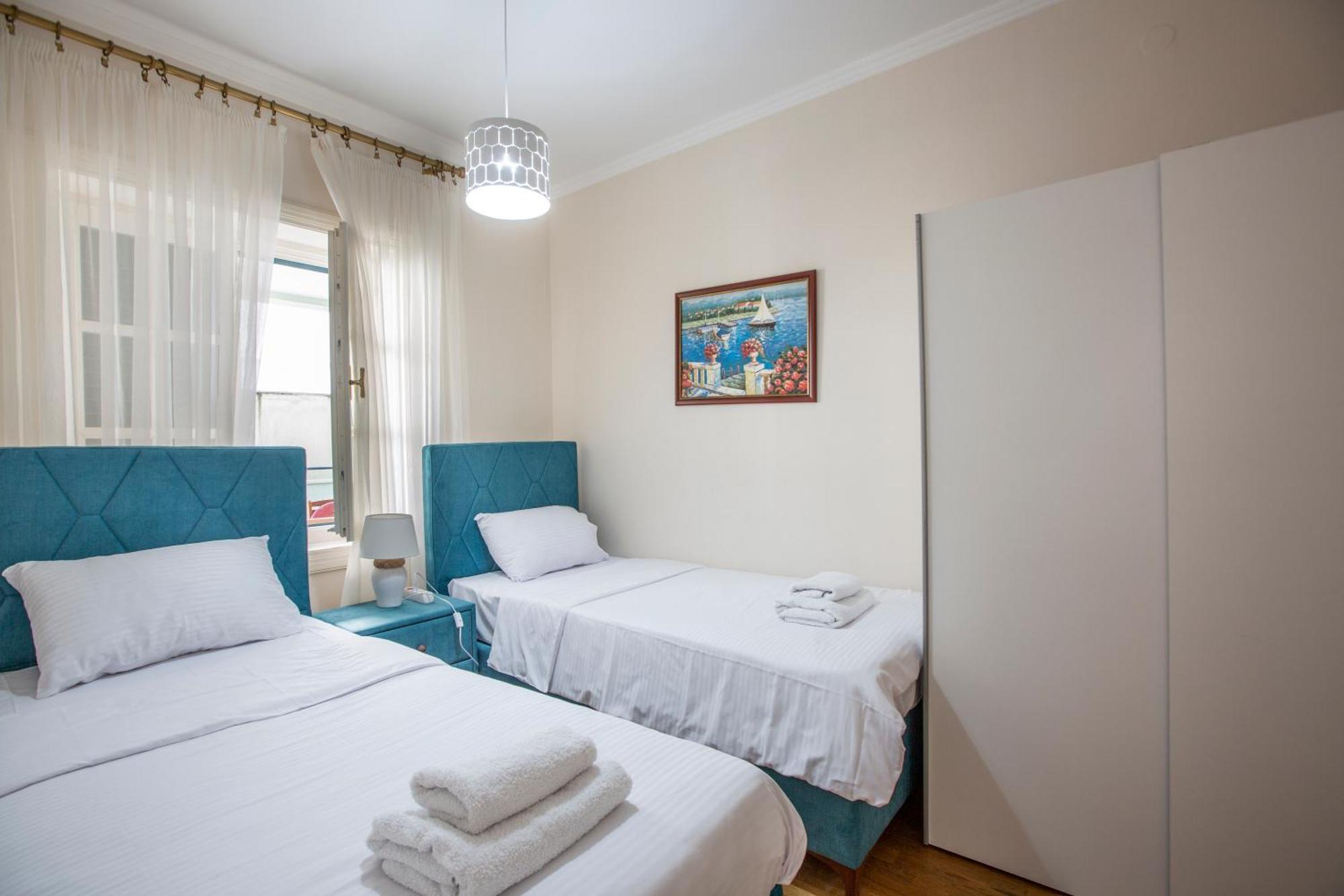 Montesan Luxury Apartment Beach Front Свети-Стефан Экстерьер фото