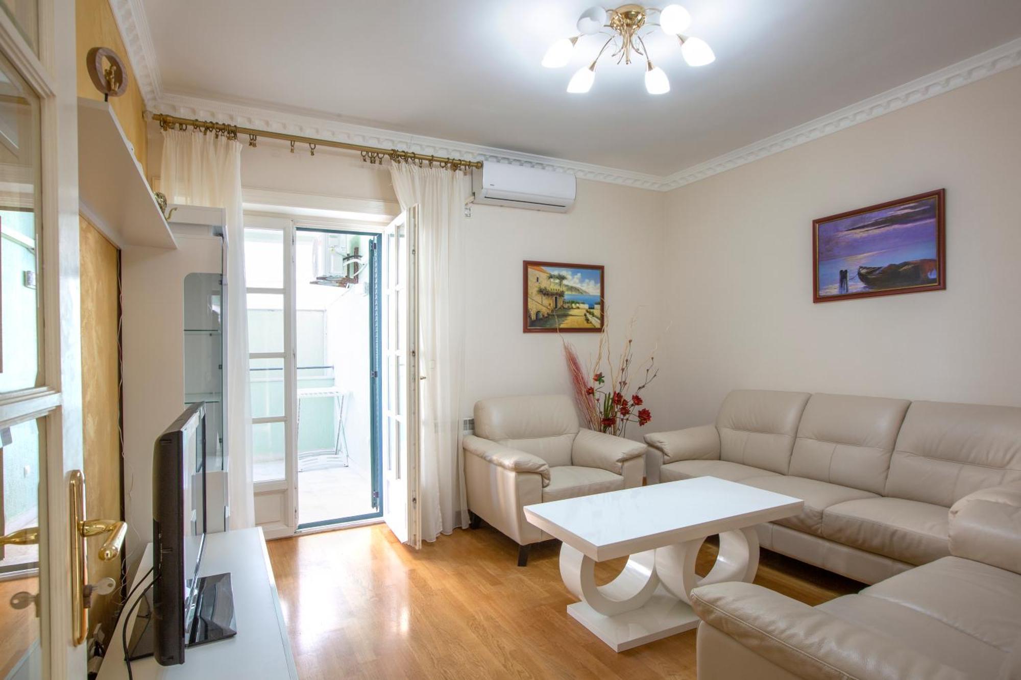 Montesan Luxury Apartment Beach Front Свети-Стефан Экстерьер фото