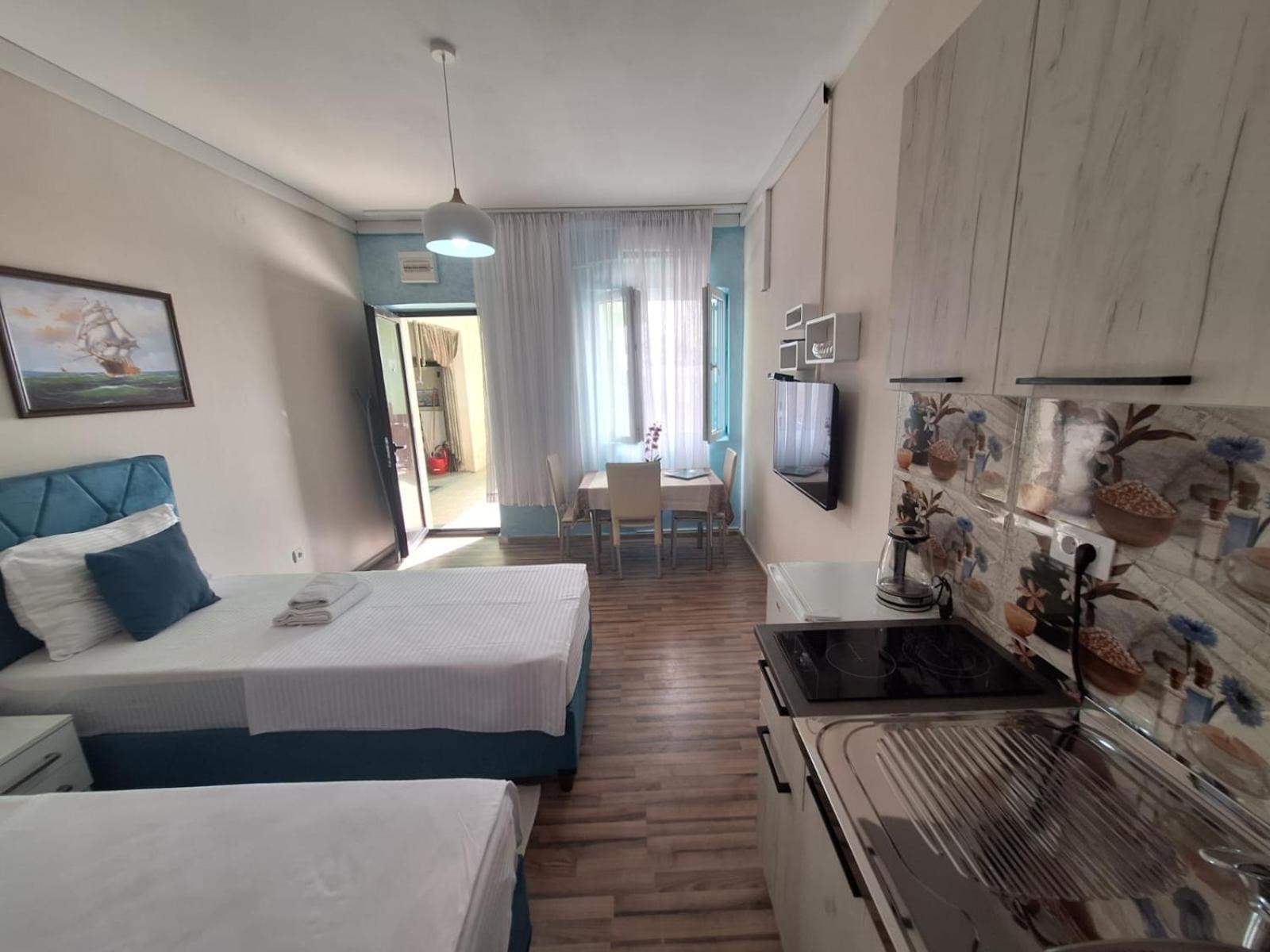 Montesan Luxury Apartment Beach Front Свети-Стефан Экстерьер фото