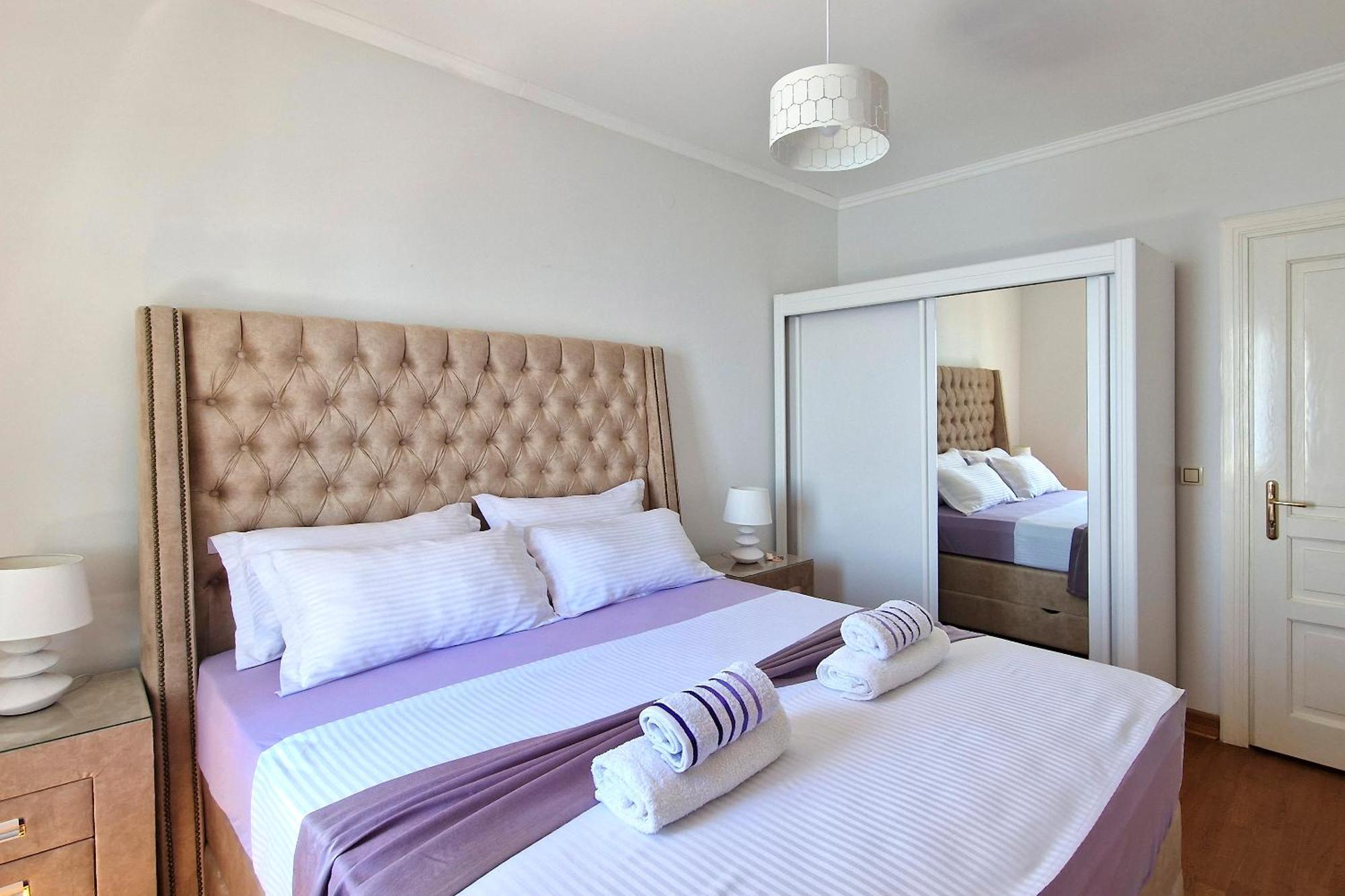 Montesan Luxury Apartment Beach Front Свети-Стефан Экстерьер фото